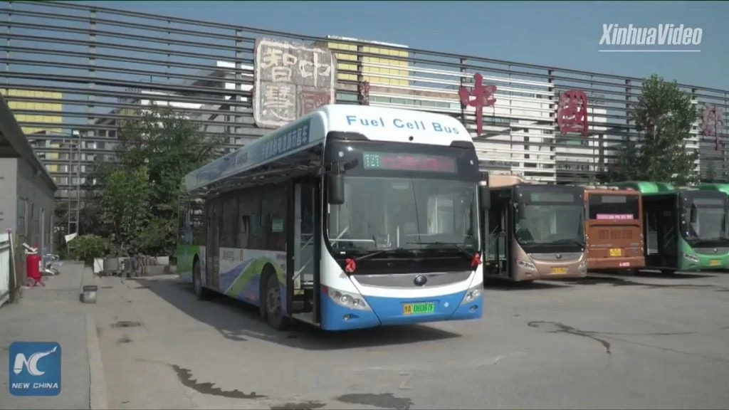 Τραγωδία στην Κίνα: Λεωφορείο έπεσε στο ποτάμι και παρέσυρε στο θάνατο 15 επιβάτες (Βίντεο)